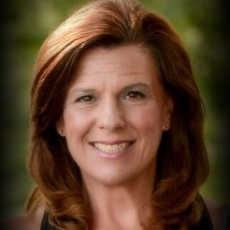 Jennifer-Louis-headshot