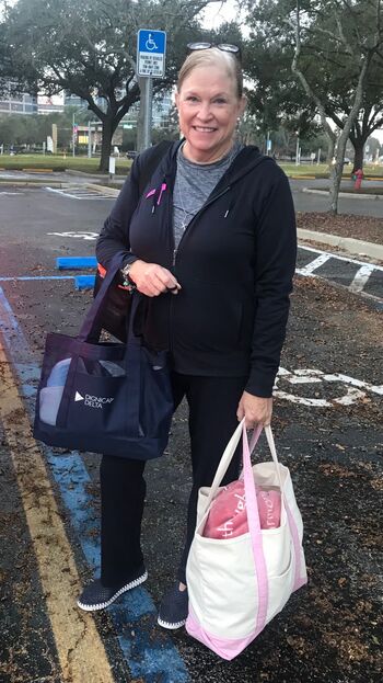 Karen Mills with her DigniCap before treatment.