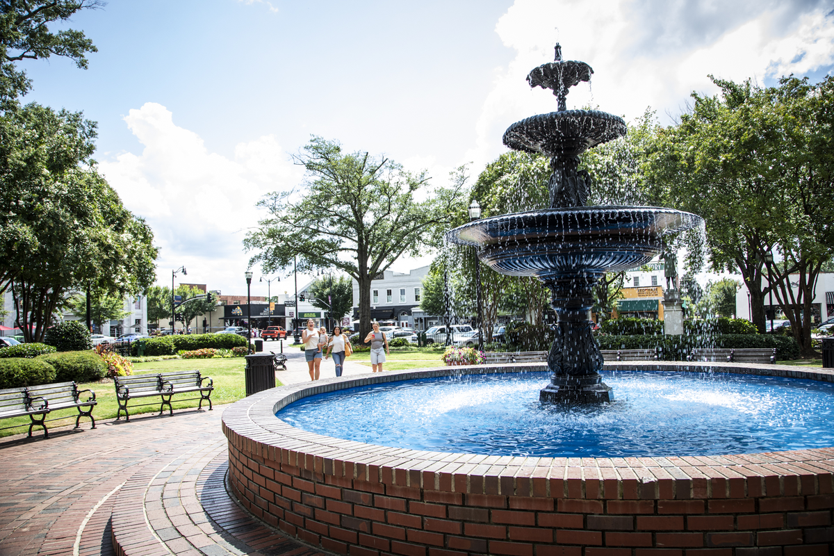 marietta square park with people walking