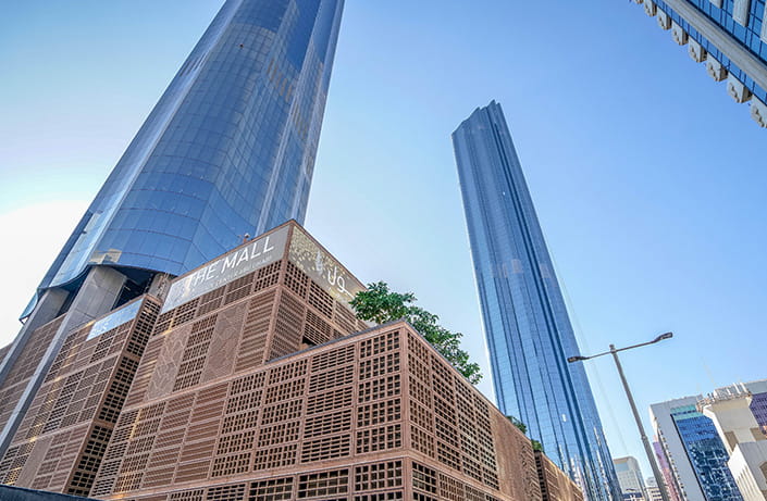 استمتع بمزايا التسوق