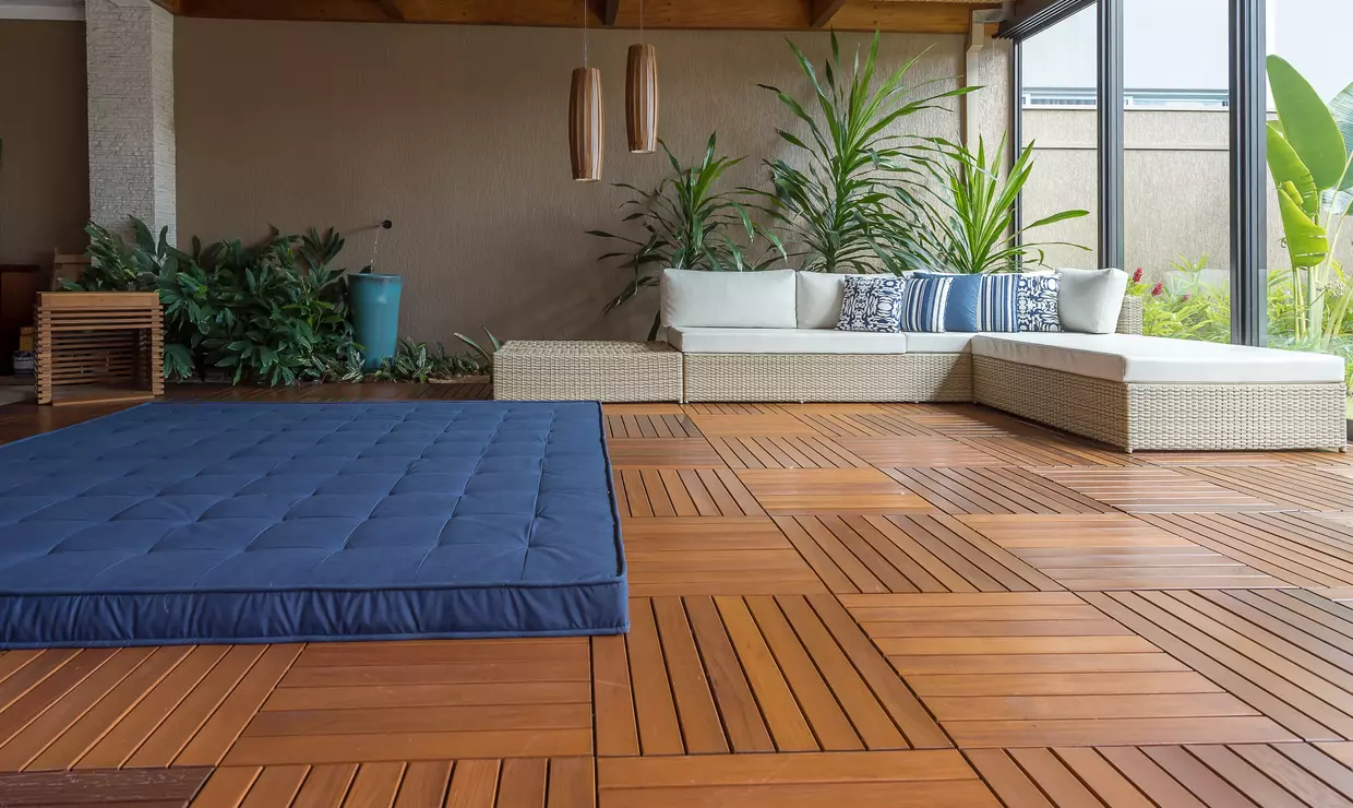 Maximo Hardwood Deck Tiles
