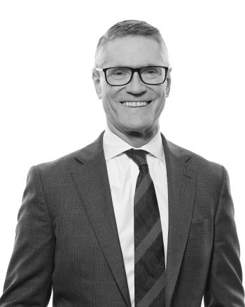 Michael O'Brien website headshot