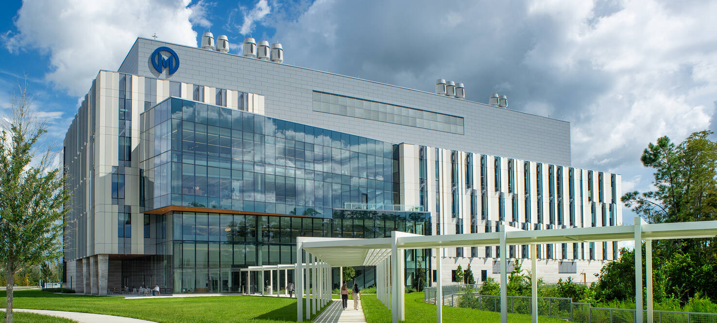 Exterior of the 250,000-square-foot Moffitt Discovery and Innovation Center at Speros