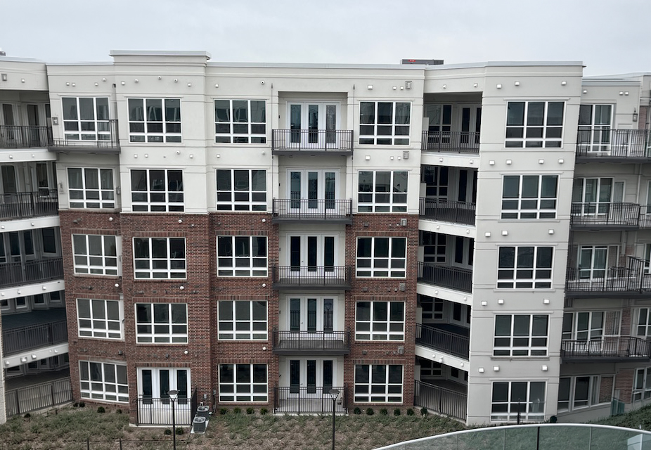 Xenia Apartments - Golden Valley, MN