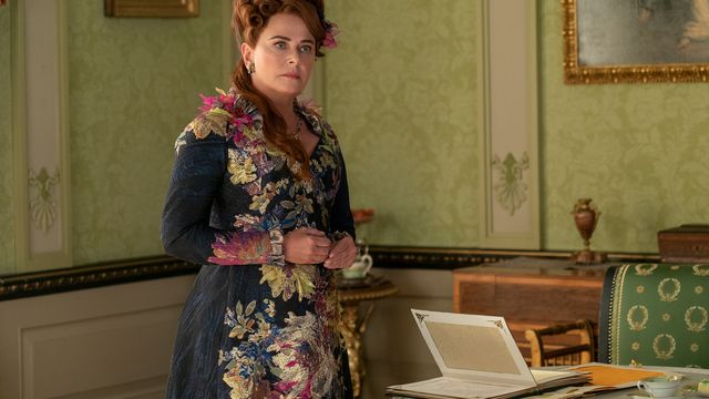 Polly Walker as Lady Portia Featherington.jpg