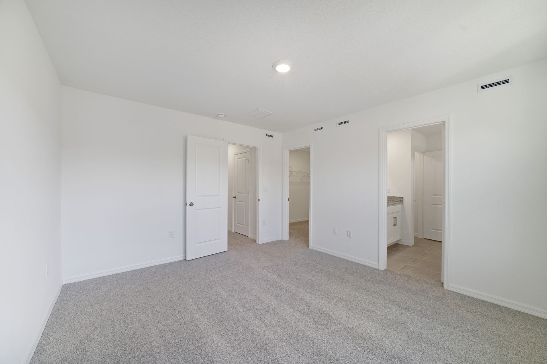 carpet throughout and large double window