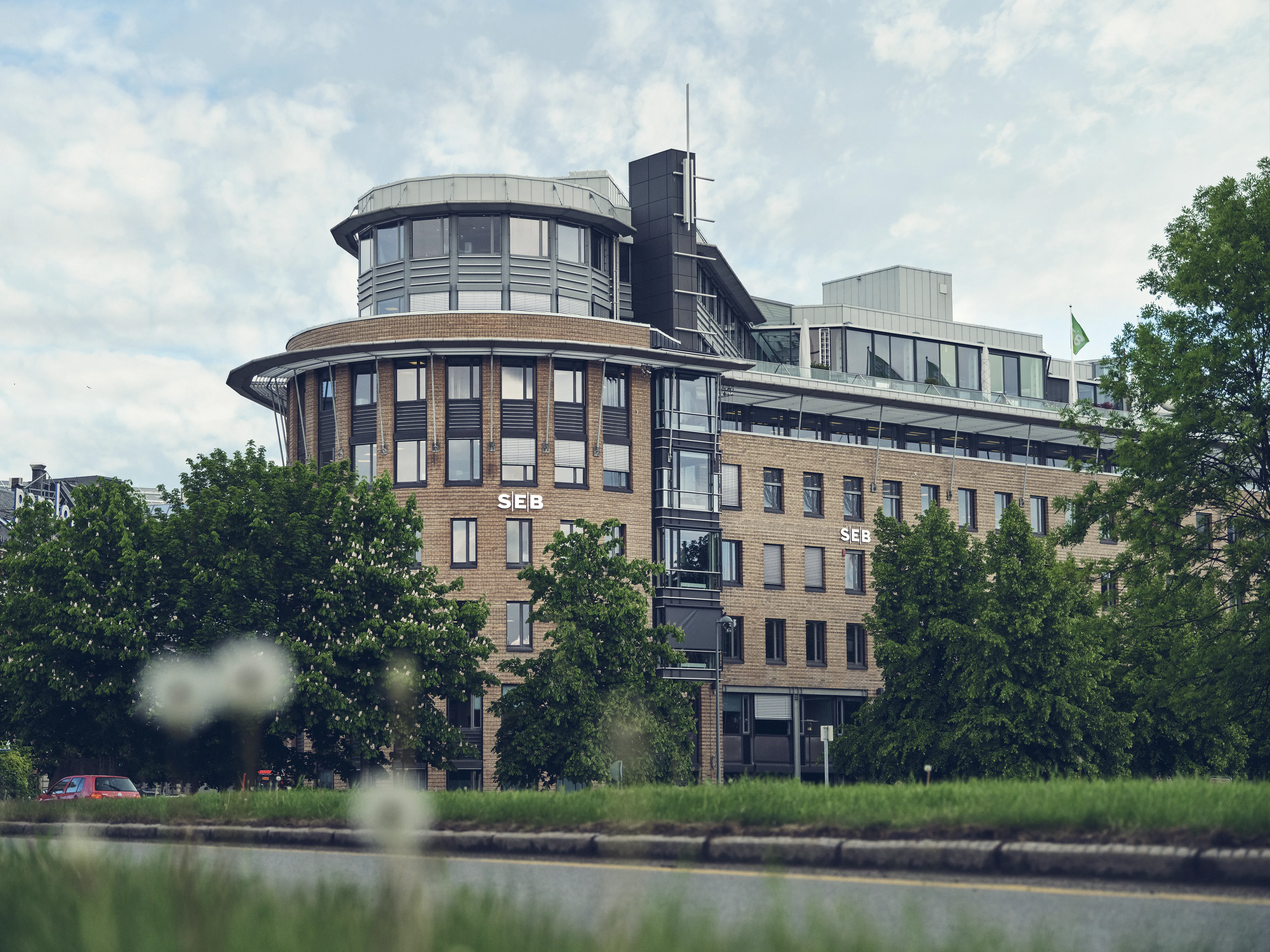 SEB Norway, exterior