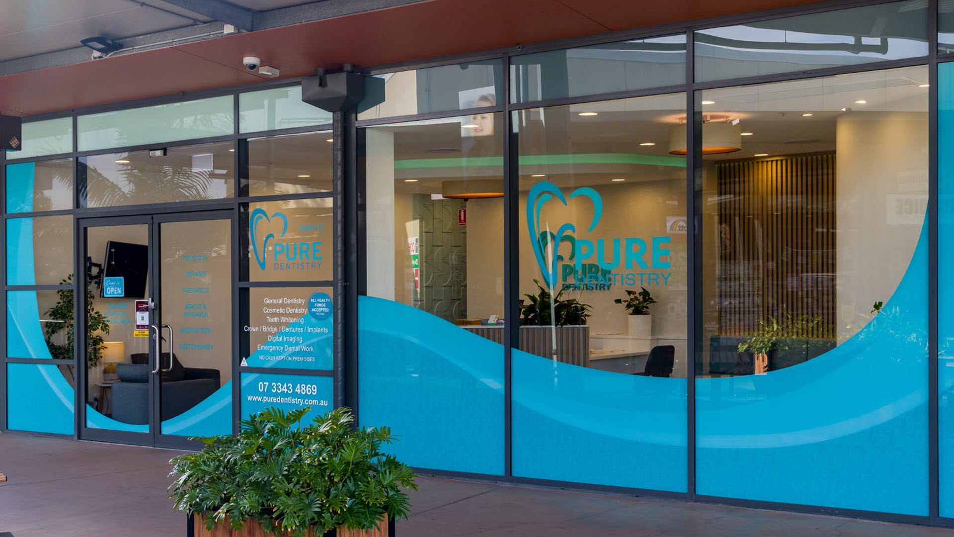 shopfront of pure dentistry