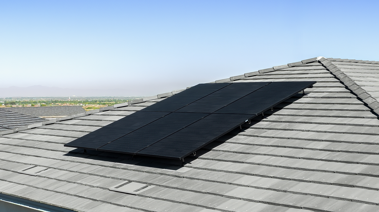 solar panel system included