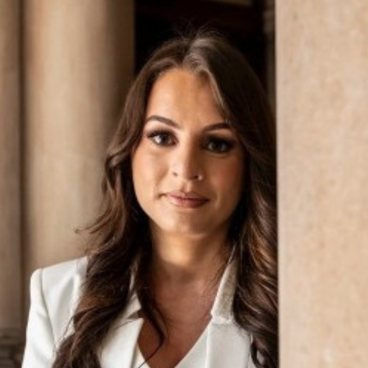 Stefanie Costi