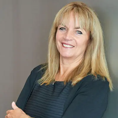 Headshot of Suzanne Wise