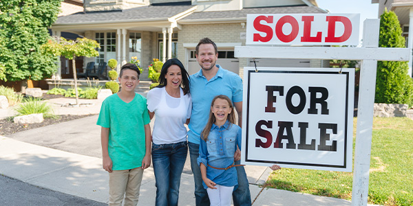 Buying a Home This Spring? Here’s How to Succeed in a Competitive Housing Market Image