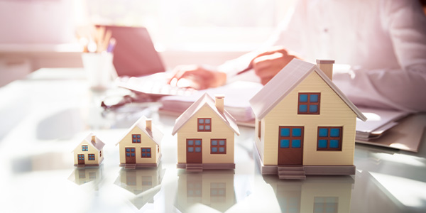 Toy houses of different sizes