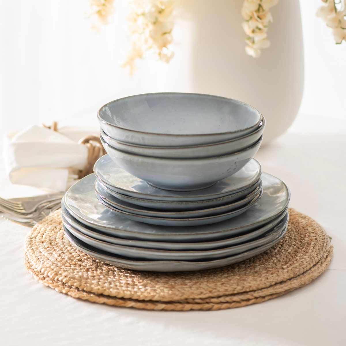 WheelBarrowWestfieldDinnerSetHero1200px