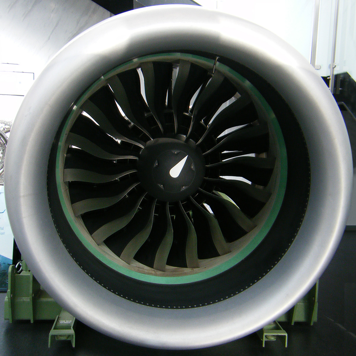 Aero engine