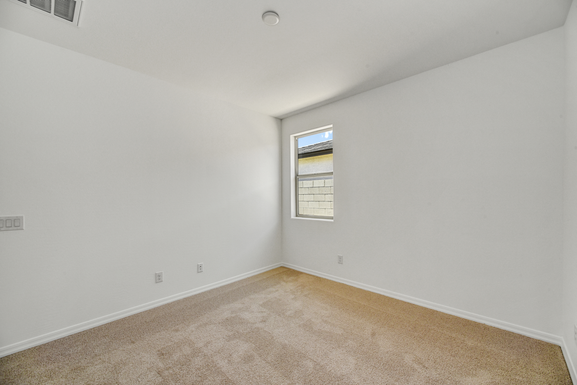 bebb8825-852c-4703-ba47-ccb9e36f2092