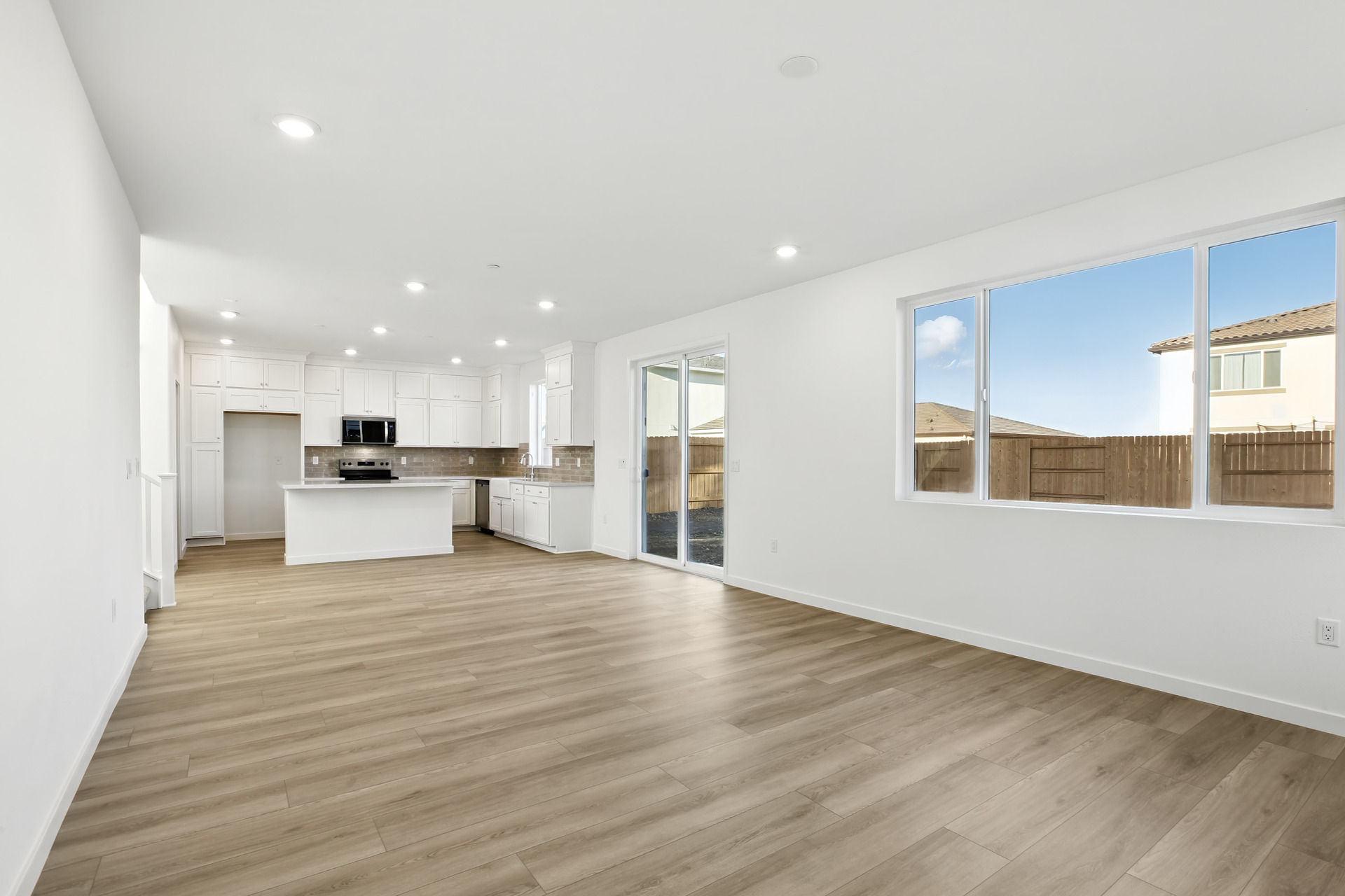 c23cbfd8-b010-4c59-a03e-0433fc69f83e