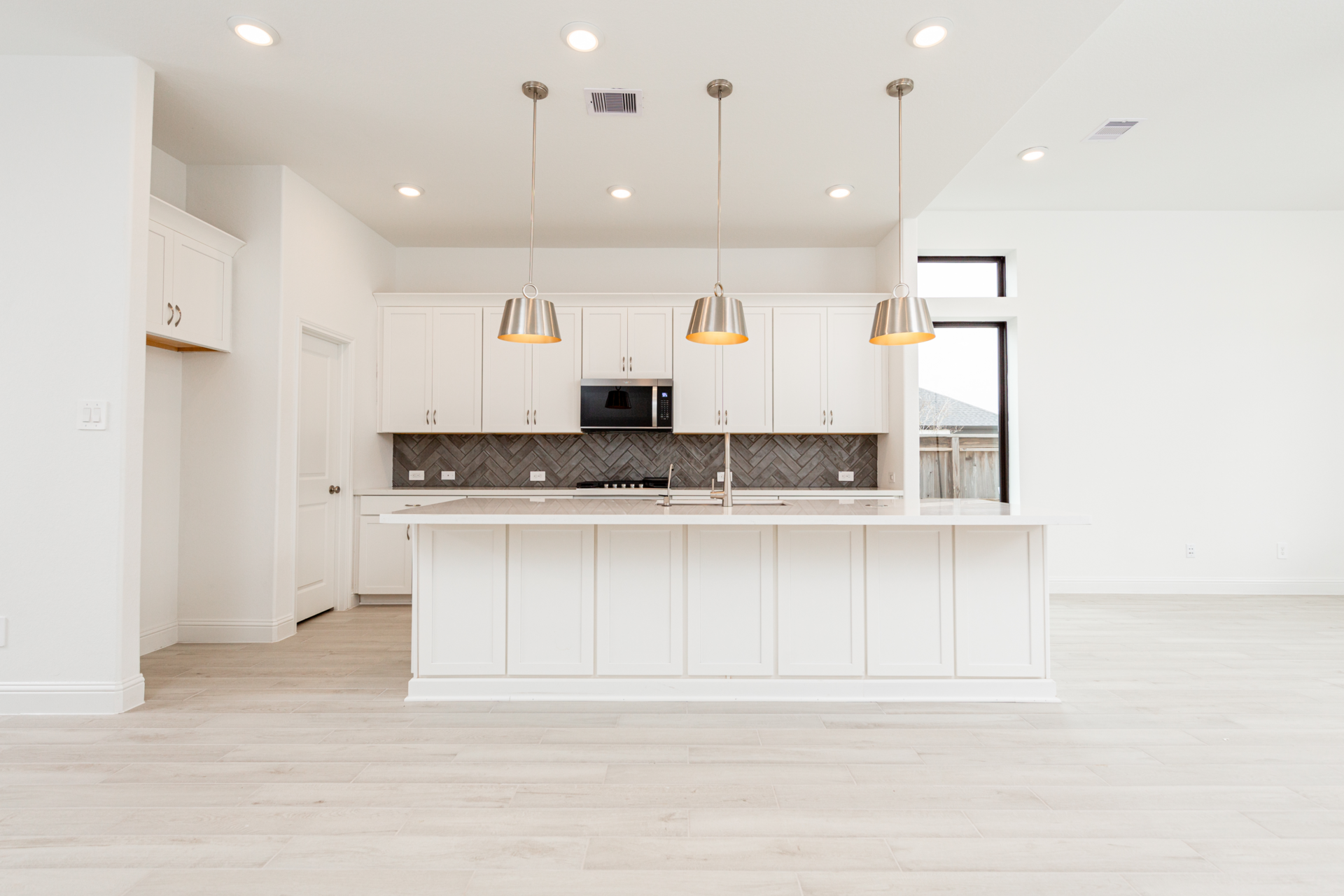 d0dd1782-d69c-4dd8-8997-577eeec94aac