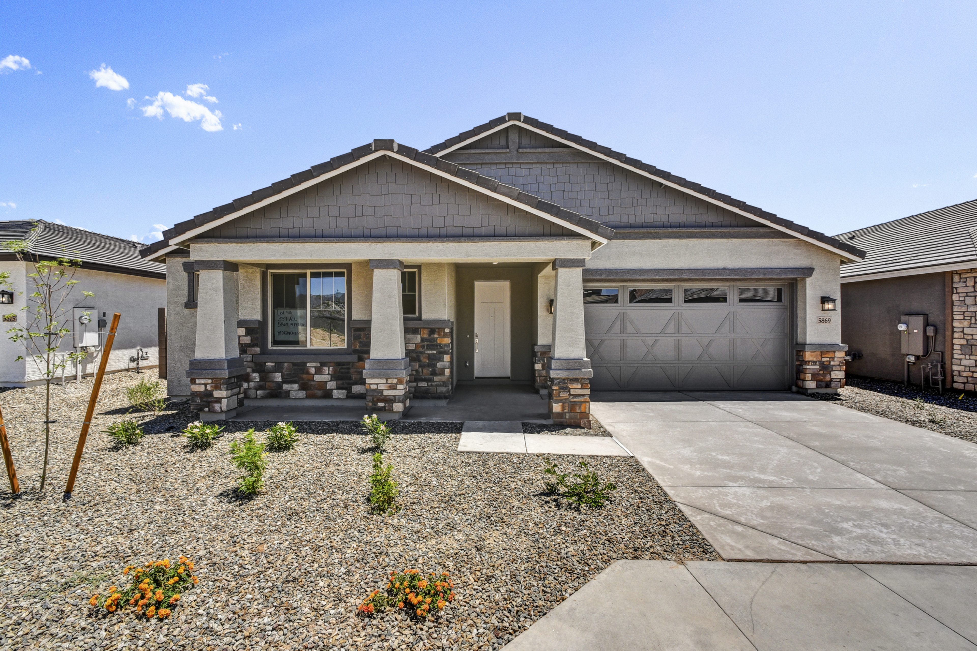 Card image for Savannah