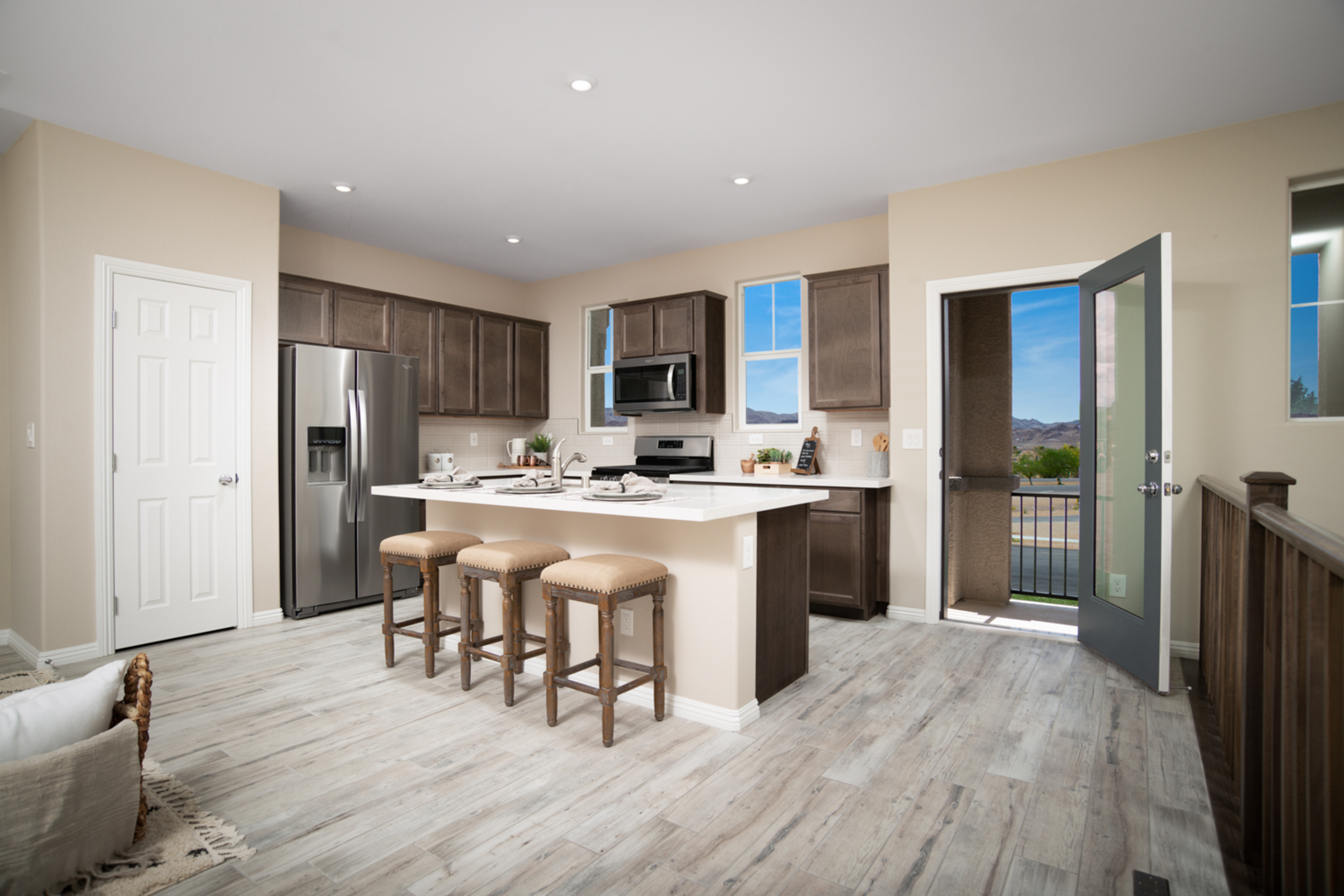 fb7cd3c0-fe77-4499-beb5-1b8126620ad3