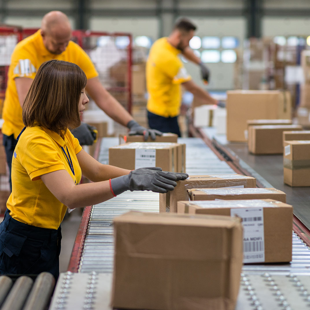 featured-case-study_dhl.jpg DHL sorting line