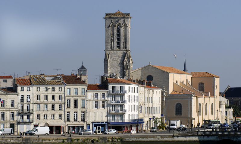 Distant photo of Hotel Saint Sauveur in Lourdes, France.