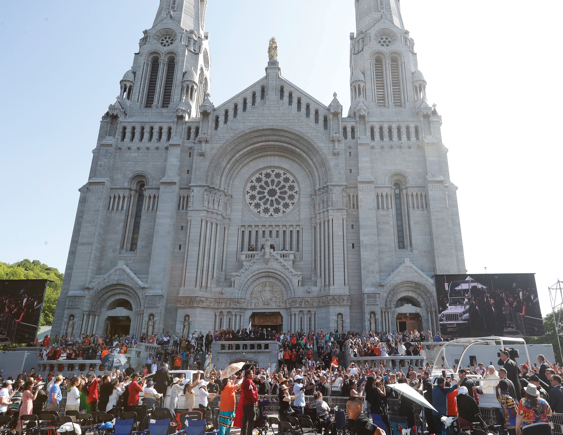 Pope Francis blesses the crowd