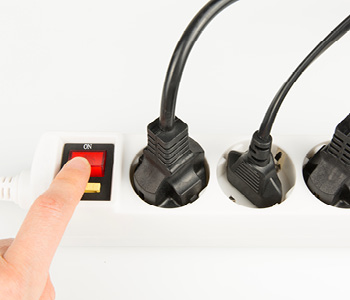 Podaljšek za elektriko - Simbolna fotografija za porabo električne energije