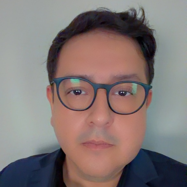 Luciano Quintanilla, Sales Manager photo