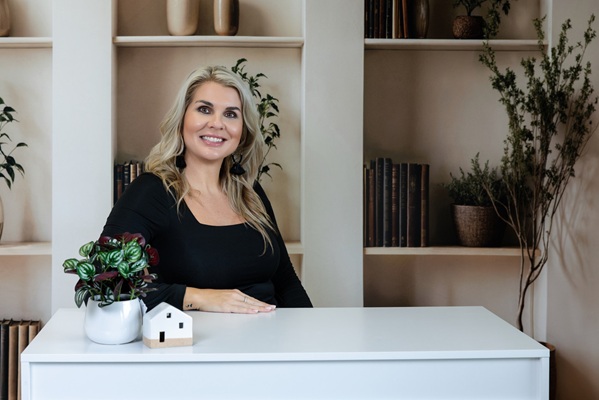 Jennifer Cosby, Loan Agent photo