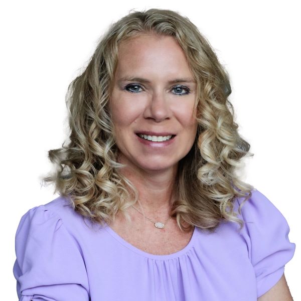 Amber Lampe, Branch Manager photo