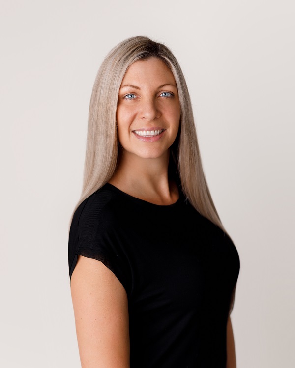 Ali Rogan, Sales Manager photo