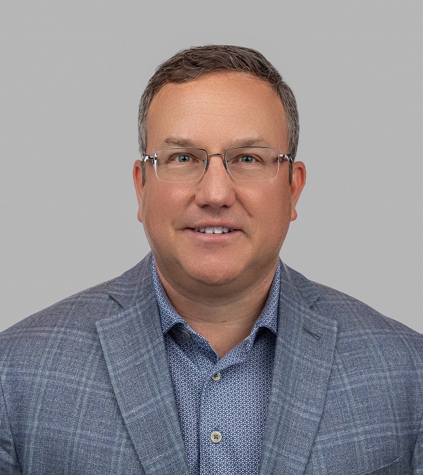 Alex Szep, Branch Manager photo