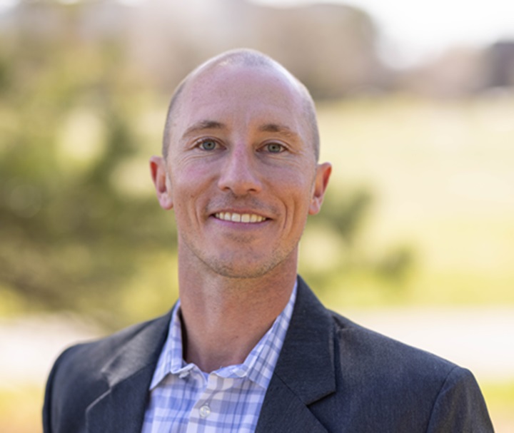 Seth Van Essen, Branch Manager photo