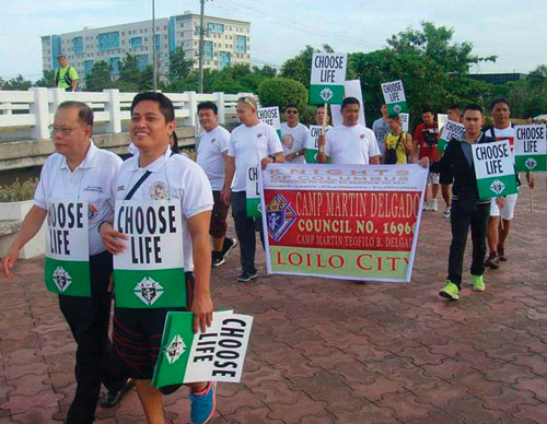 Knights from Council 16966 participate in a pro-life demonstration.