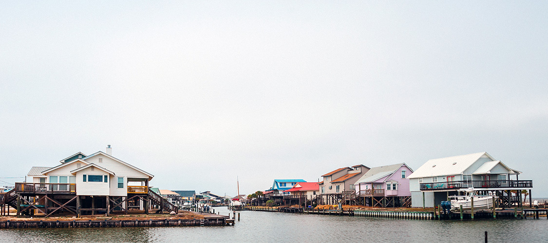 Homes on the water in Alabama