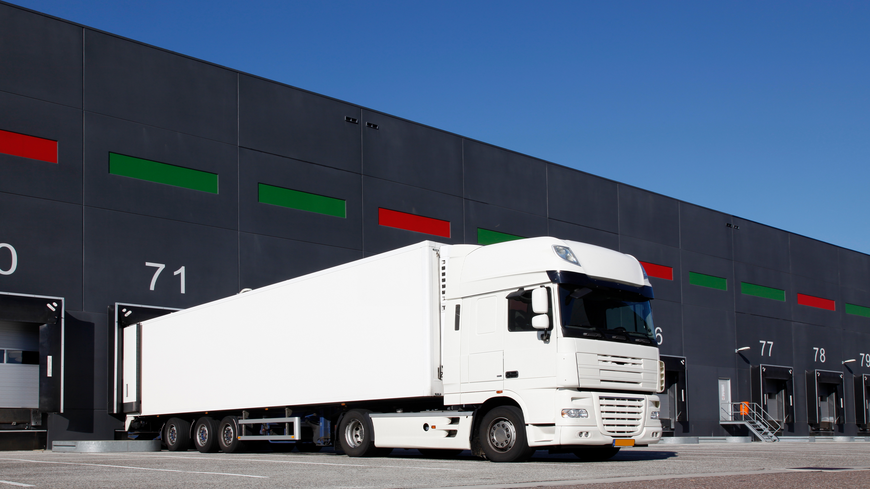 supply-chain-execution-mobile.jpg