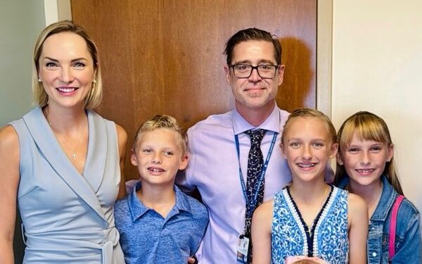 Tatiana with Dr. Sean Dineen and her daughters at Moffitt Cancer Center
